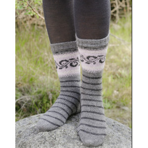 Telemark Socks by DROPS Design - Skarpetki z Norweskim Splotem Wzór na Druty Rozmiar 35 - 43
